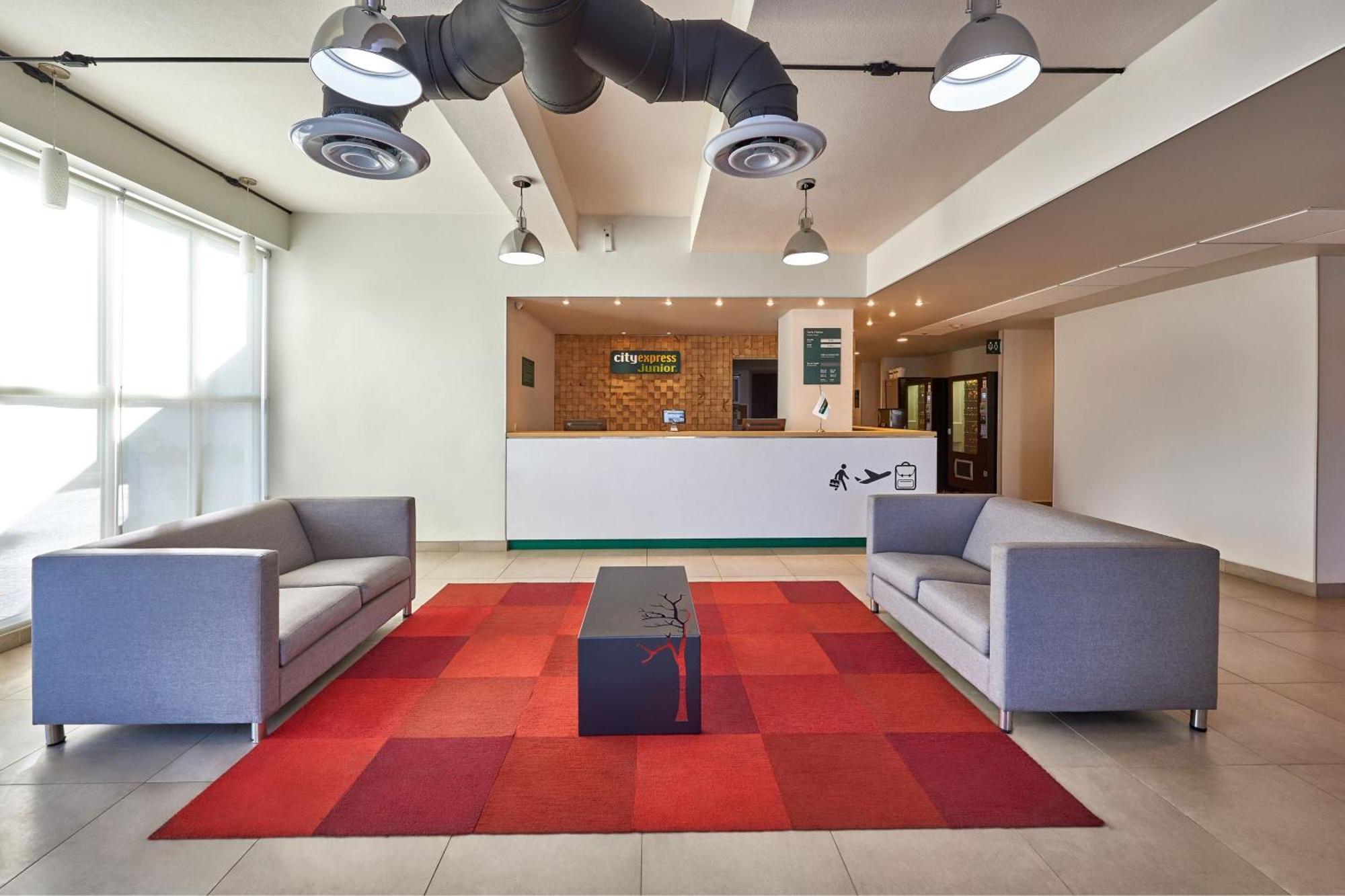 City Express Junior By Marriott Toluca Zona Industrial Exterior photo